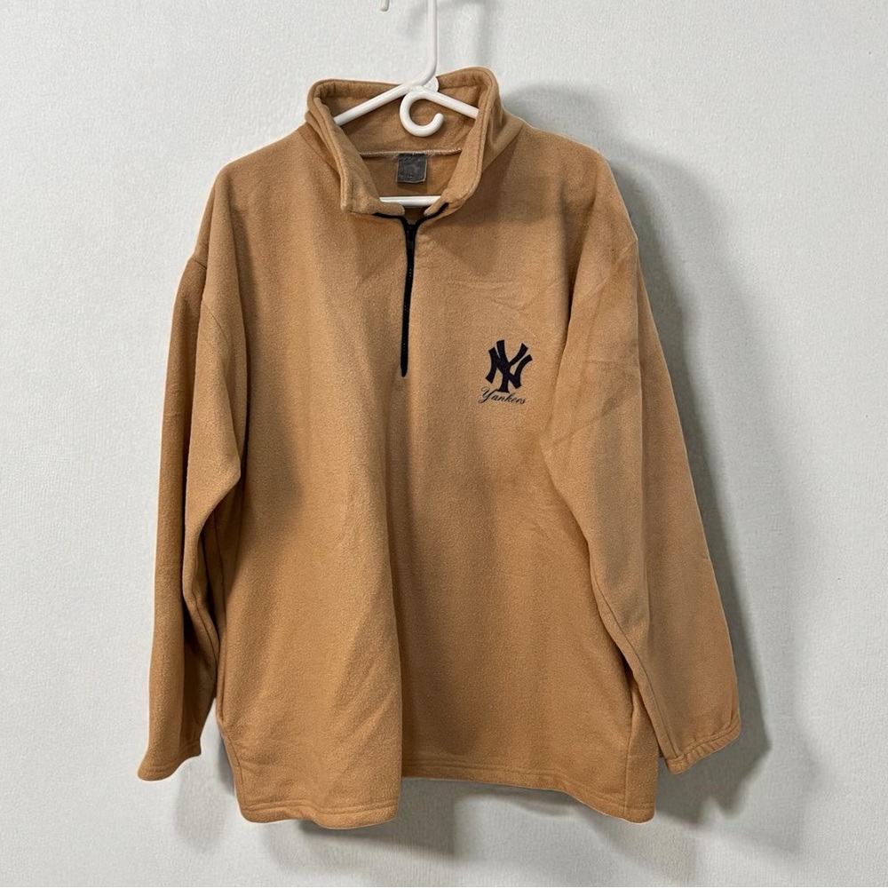 Vintage Men’s Yankees Quarter Zip Fleece with Pockets, Long Sleeve Tan Fleece
